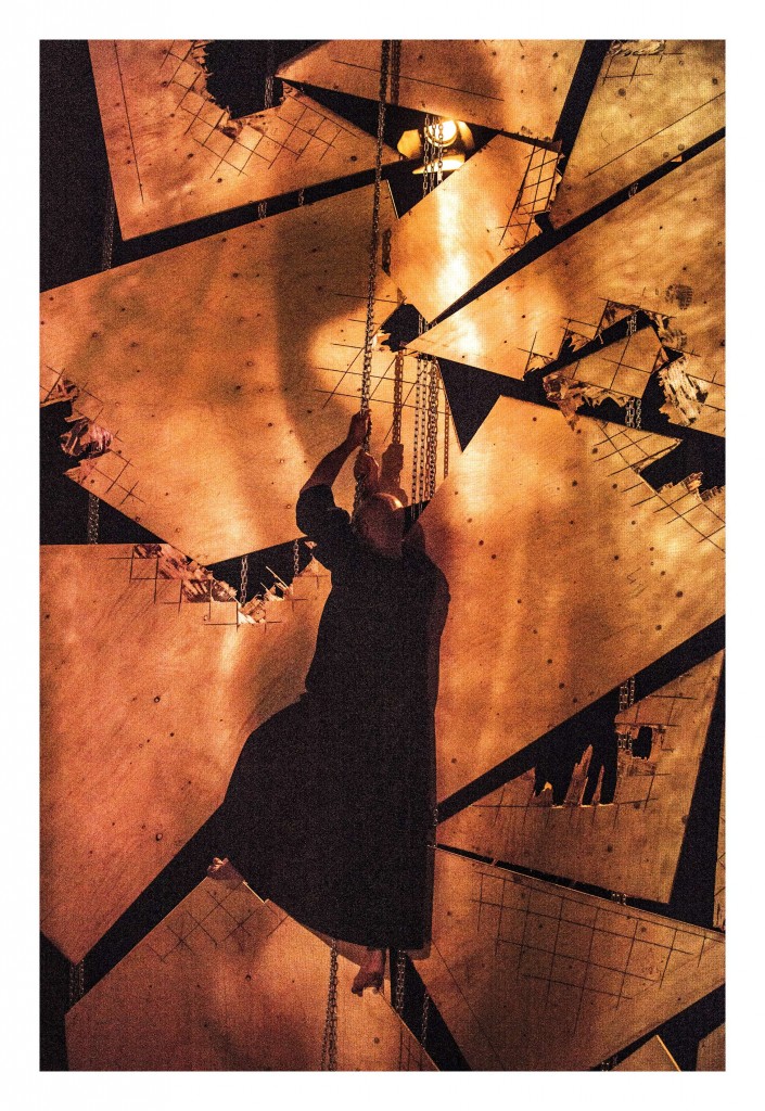 Closed Curtains - © Fred Debrock